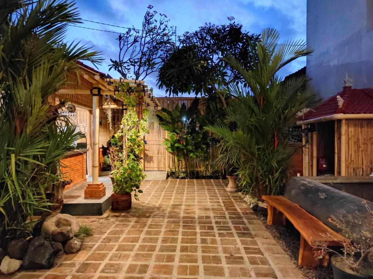 Hotel Kubu Di-Kayla'S Sanur Exterior foto
